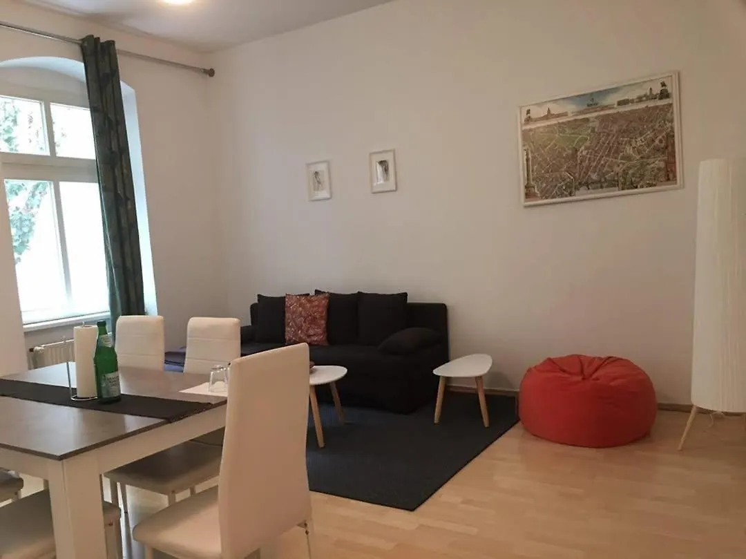 Appartement Tranquil Retreat Prenziberlin Near Alexanderplatz