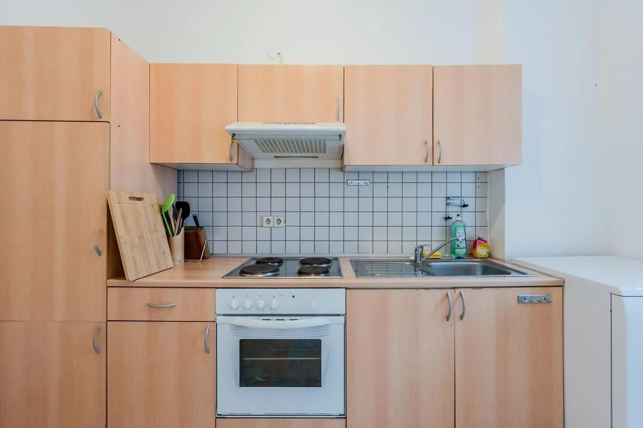 Tranquil Retreat Prenziberlin Near Alexanderplatz Apartment