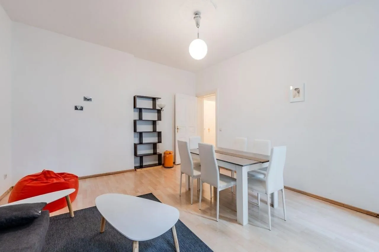 Tranquil Retreat Prenziberlin Near Alexanderplatz Apartment Germany