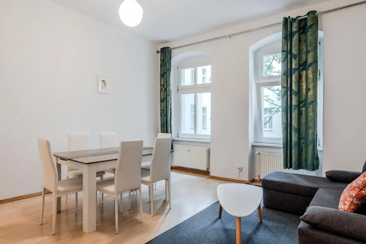 Tranquil Retreat Prenziberlin Near Alexanderplatz Apartment
